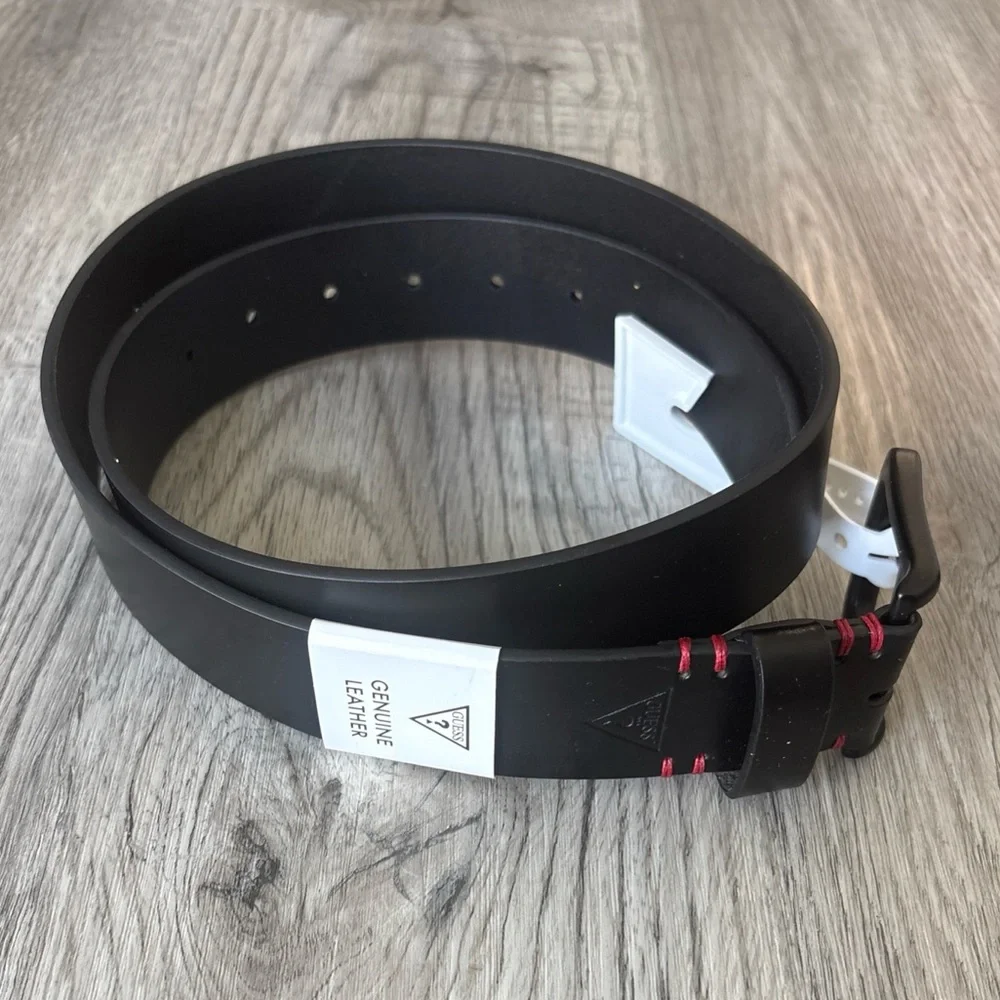 GUESS Black Genuine Leather Belt Size Medium 34-36 NWT